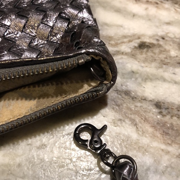 Elliott Luca leather clutch/ crossbody - Picture 7 of 8